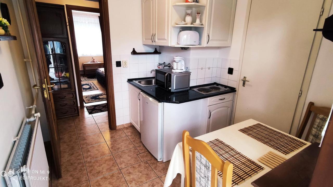 Papp Apartmanház Apartamento Vonyarcvashegy Exterior foto