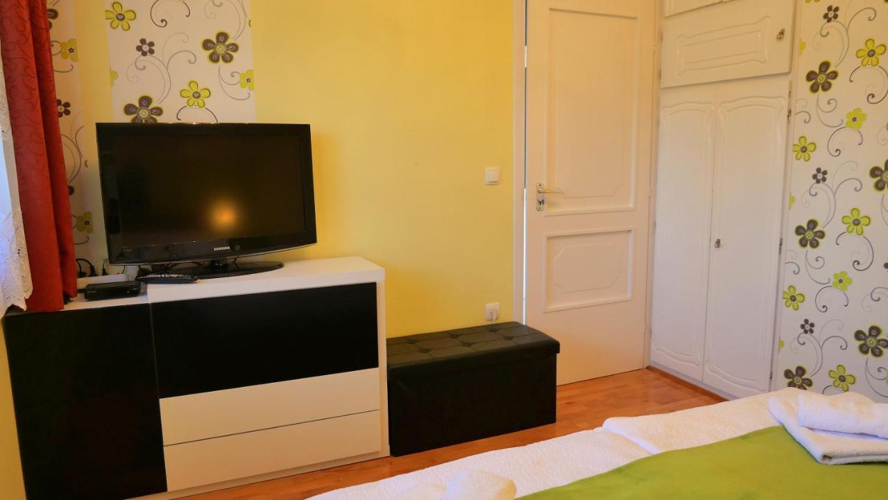 Papp Apartmanház Apartamento Vonyarcvashegy Exterior foto
